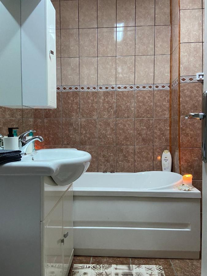 Daniela'S Apartaments 锡吉什瓦拉 外观 照片
